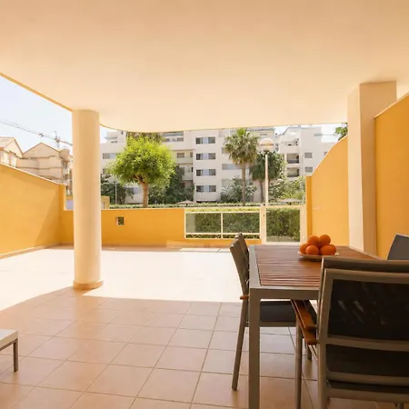 Brisas شقة دينايا